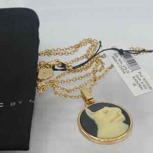 Marc by Marc Jacobs ‘Olive’ Dog Cameo Pendant Necklace NWT msrp $78.00